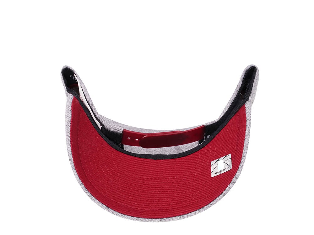 Mitchell & Ness Miami Heat Heather Gray Red Line Solid Flex Snapback Cap