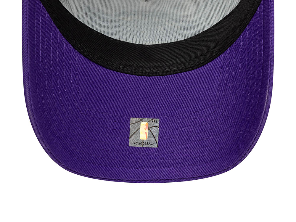 New Era Los Angeles Lakers 17 Time NBA Champions Edition 9Forty A Frame Trucker Snapback Cap