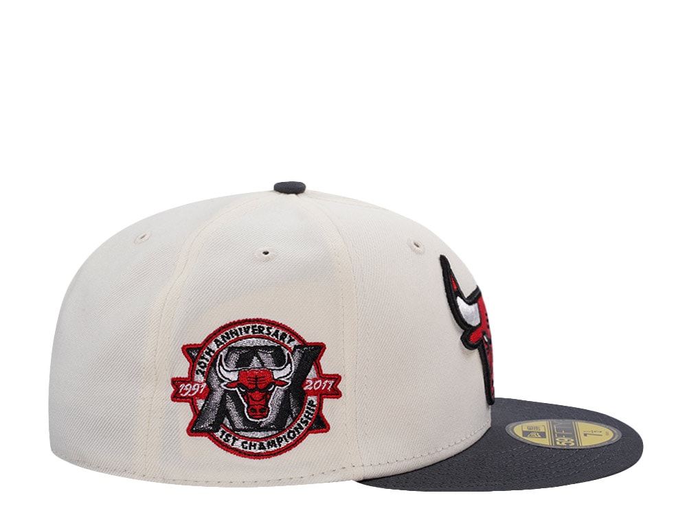 New Era Chicago Bulls 20th Anniversary Chrome Two Tone Edition 59Fifty Fitted Cap