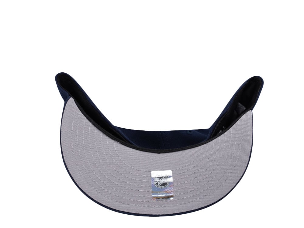 New Era Seattle Kraken Winter Classic 2024 Oceanblue Metallic Edition 59Fifty Fitted Cap