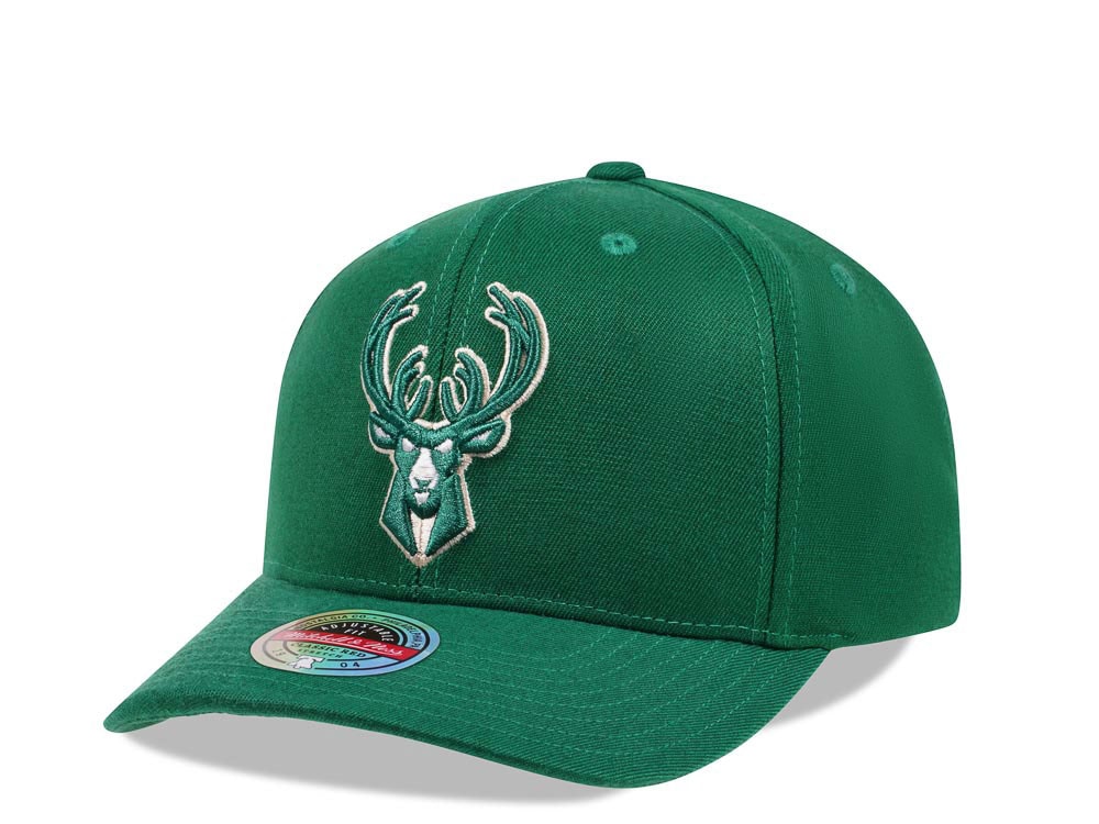 Mitchell & Ness Milwaukee Bucks Saint Red Line Flex Snapback Cap