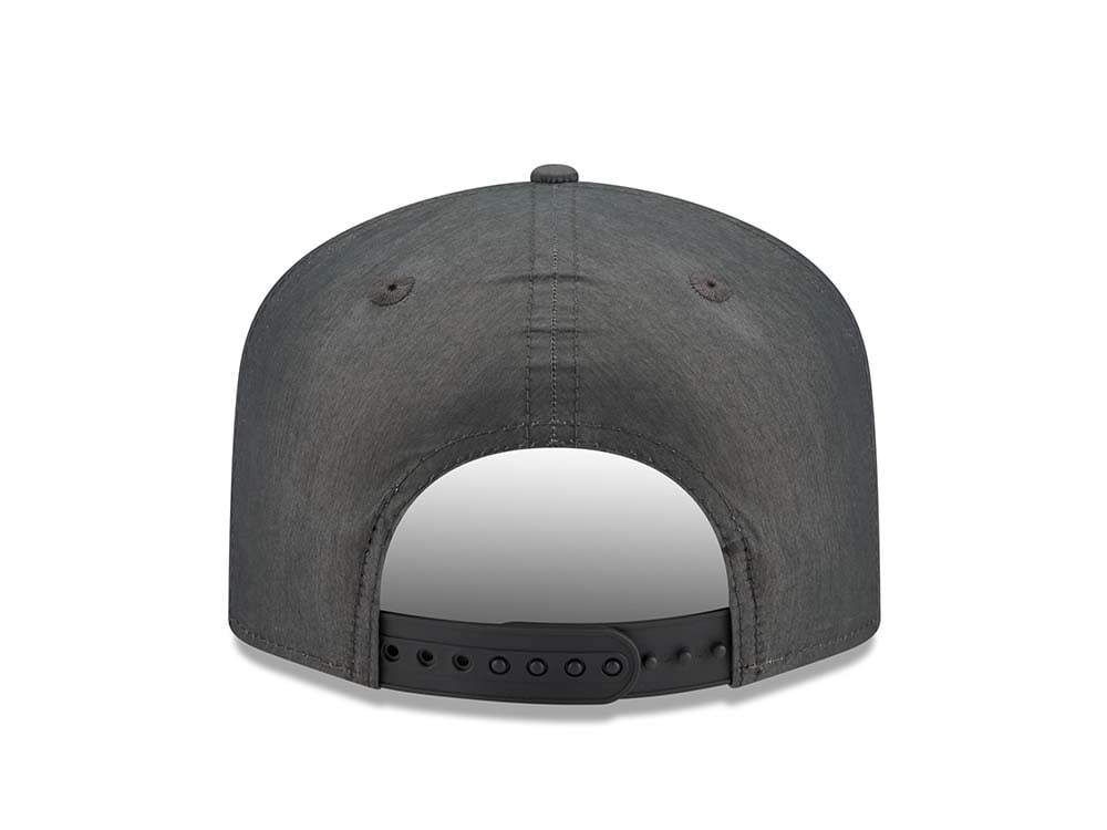 New Era New York Yankees Team Script Nylon 19Twenty Snapback Cap