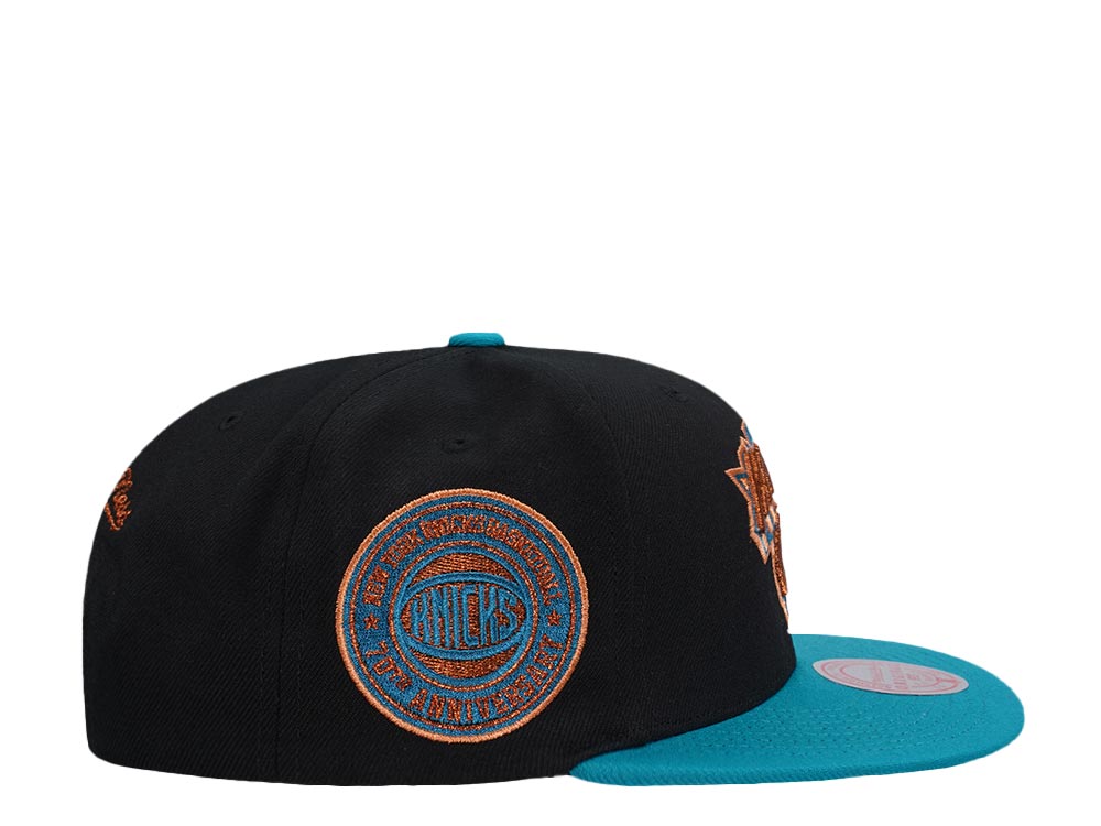 Mitchell & Ness New York Knicks 70th Anniversary Make Cents Black Two Tone Edition Snapback Cap