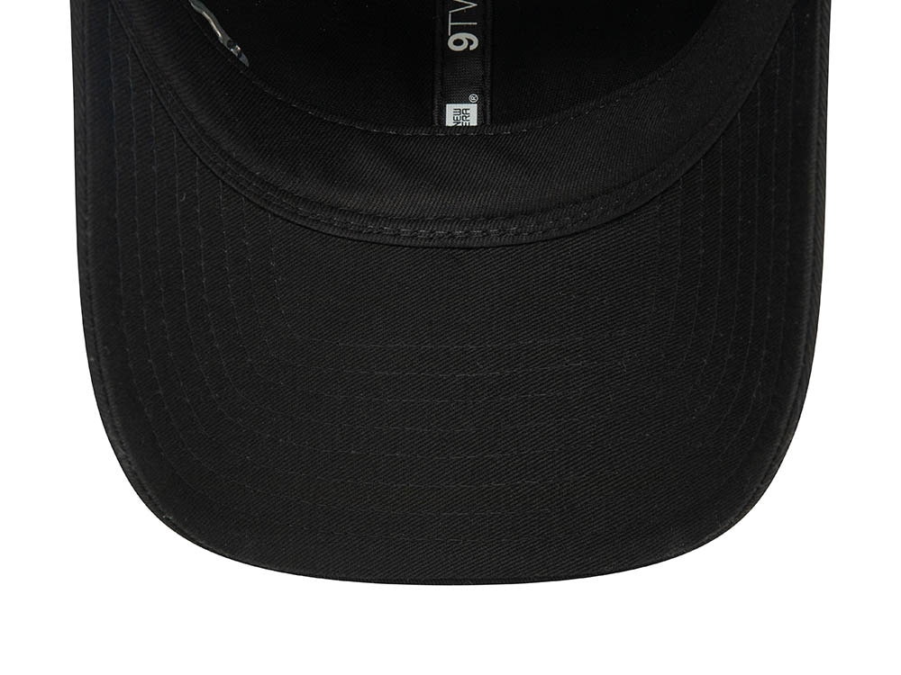 New Era Manchester United Tonal Pin 9Twenty Strapback Cap