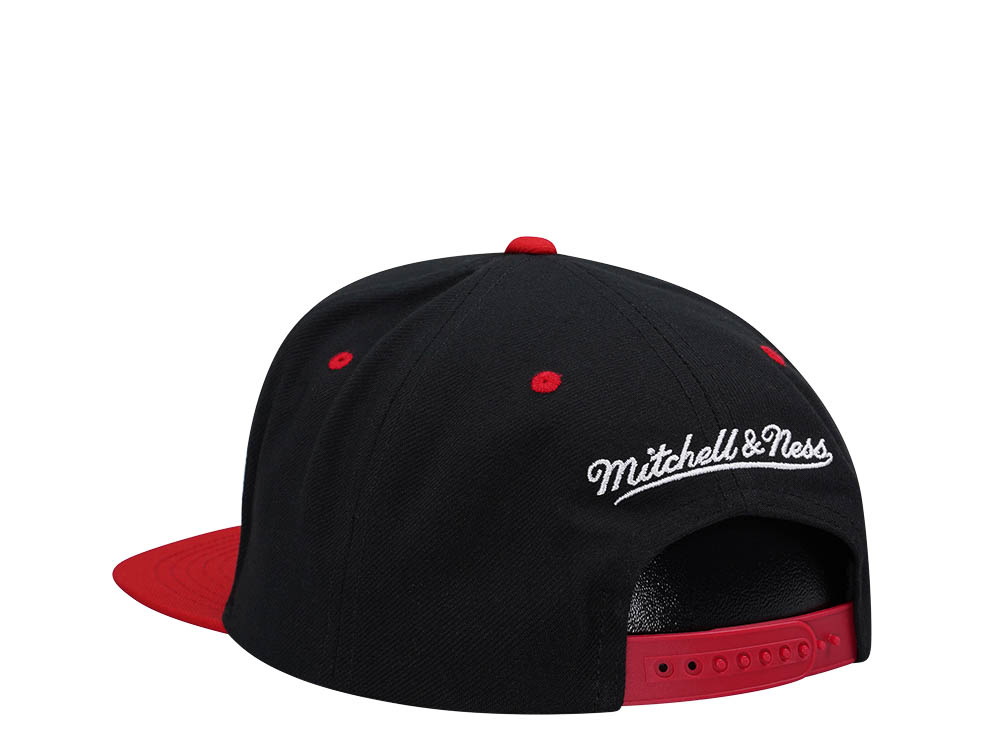 Mitchell & Ness Chicago Blackhawks Transcript Two Tone Snapback Cap