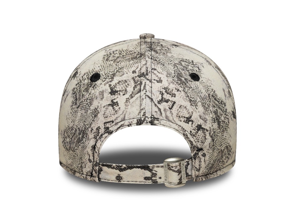 New Era New York Yankees Monochrom Snakeskin Womens 9Forty Strapback Cap