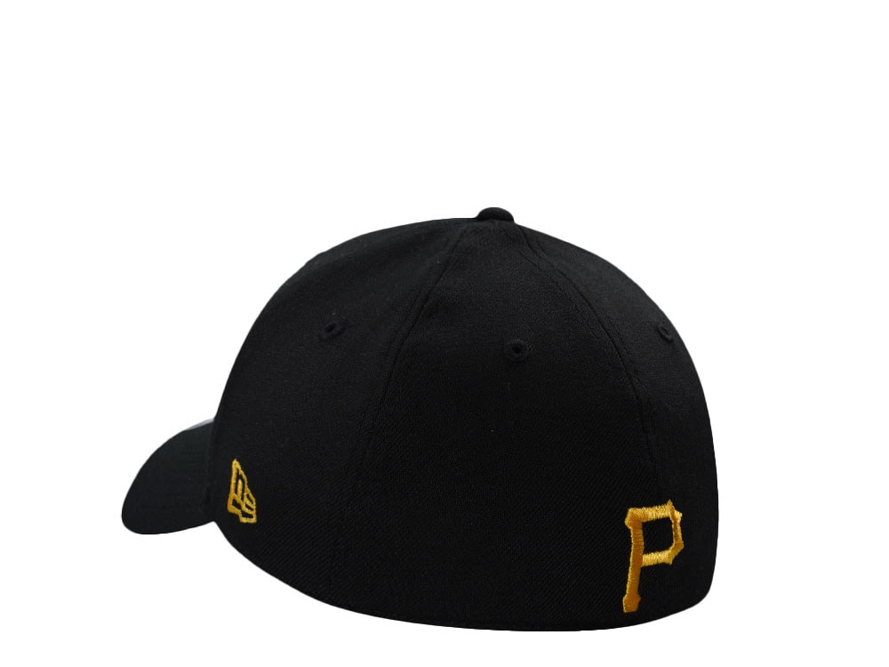New Era Pittsburgh Pirates Black Script Edition 39Thirty Stretch Fit Cap