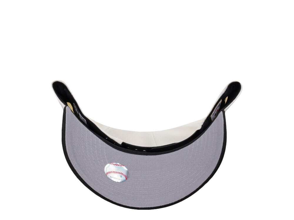New Era New York Yankees World Series 1999 Chrome Classic Two Tone Edition 9Forty A Frame Snapback Cap