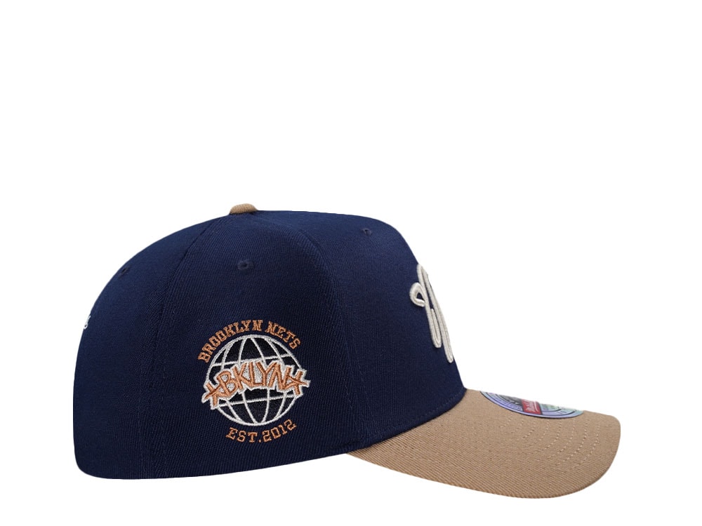 Mitchell & Ness Brookly Nets Sand Storm Classic Red Stretch Snapback Cap