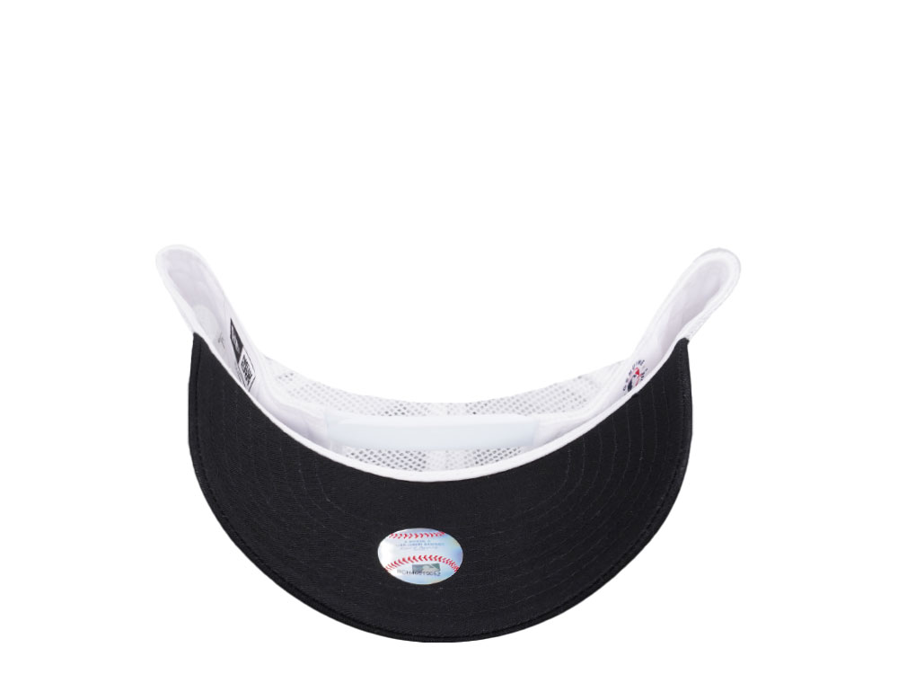 New Era New York Yankees Black A Frame Trucker Kids 9Forty Strapback Cap