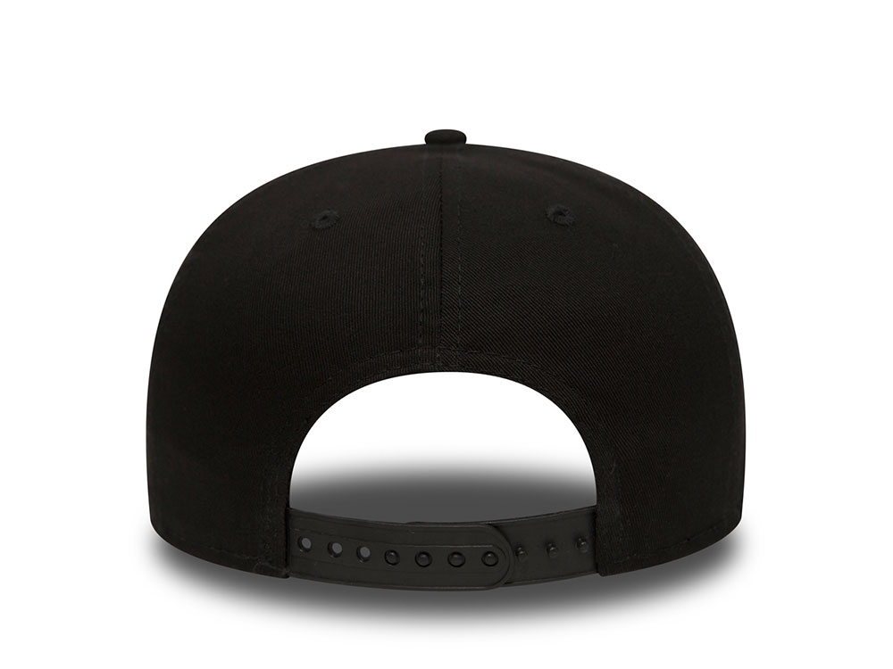 New Era New York Yankees Black on Black 9Fifty Snapback Cap