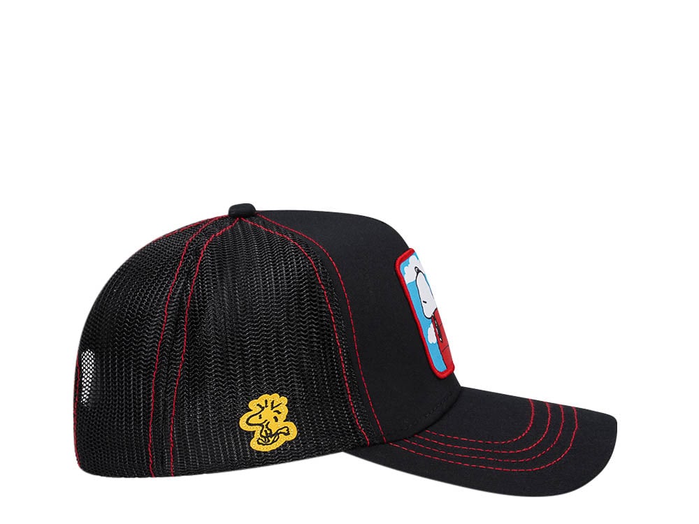 Capslab Snoopy Peanuts Trucker Snapback Cap