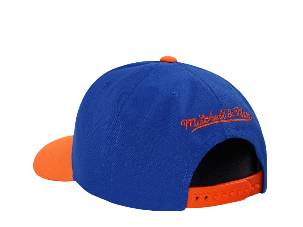 Mitchell & Ness New York Knicks Hardwood Classic Pro Crown Fit Blue Snapback Cap