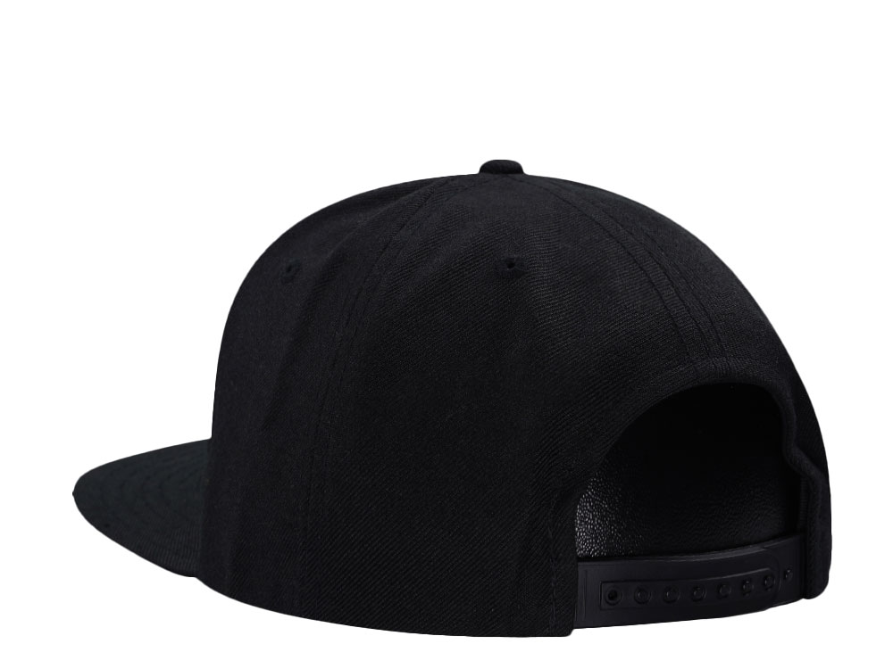 American Needle San Jose Sharks Black Snapback Cap