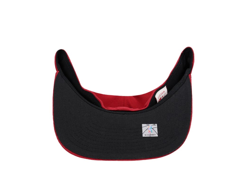 Mitchell & Ness Chicago Bulls Logo History Hardwood Classic Dynasty Fitted Cap