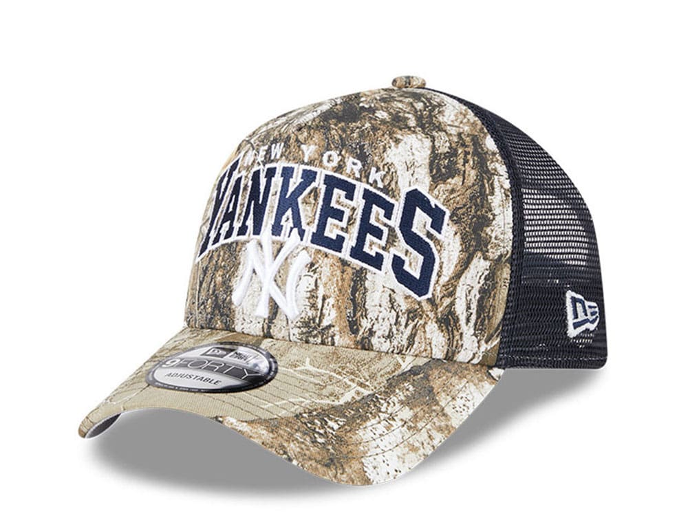 New Era New York Yankees Realtree Edition 9Forty A Frame Trucker Snapback Cap
