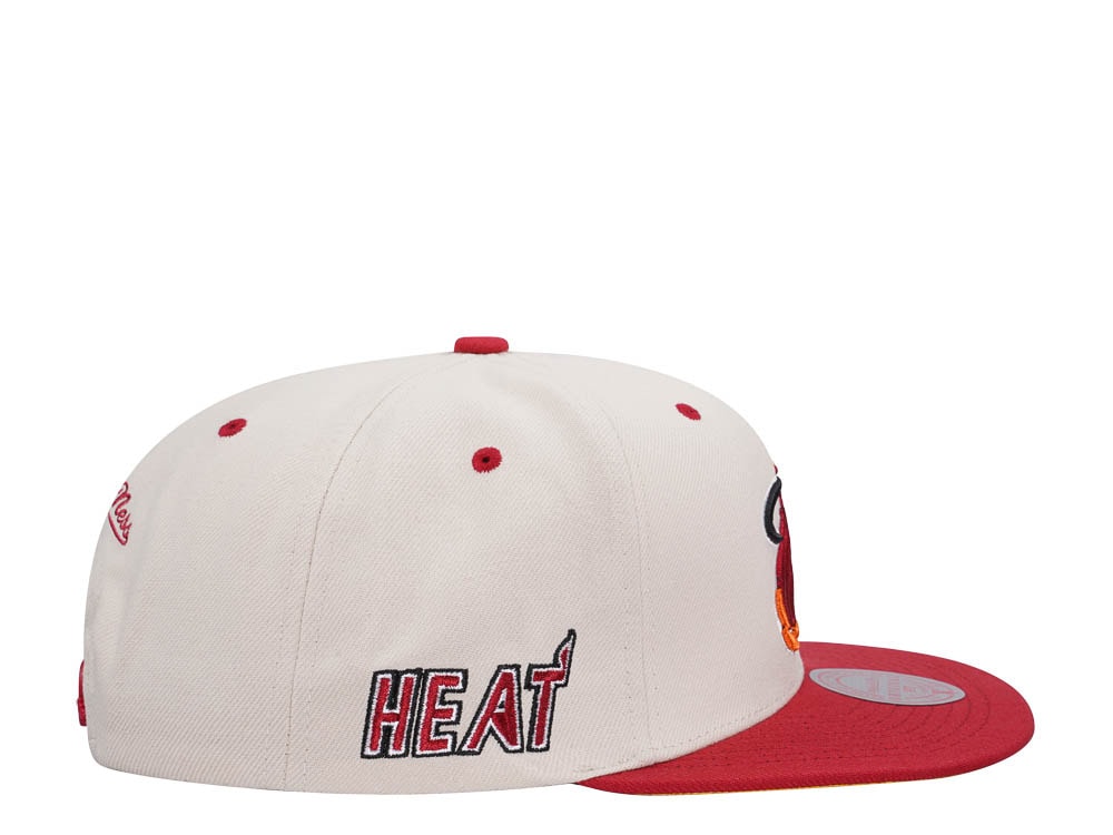 Mitchell & Ness Miami Heat Sail Off White Two Tone Snapback Cap