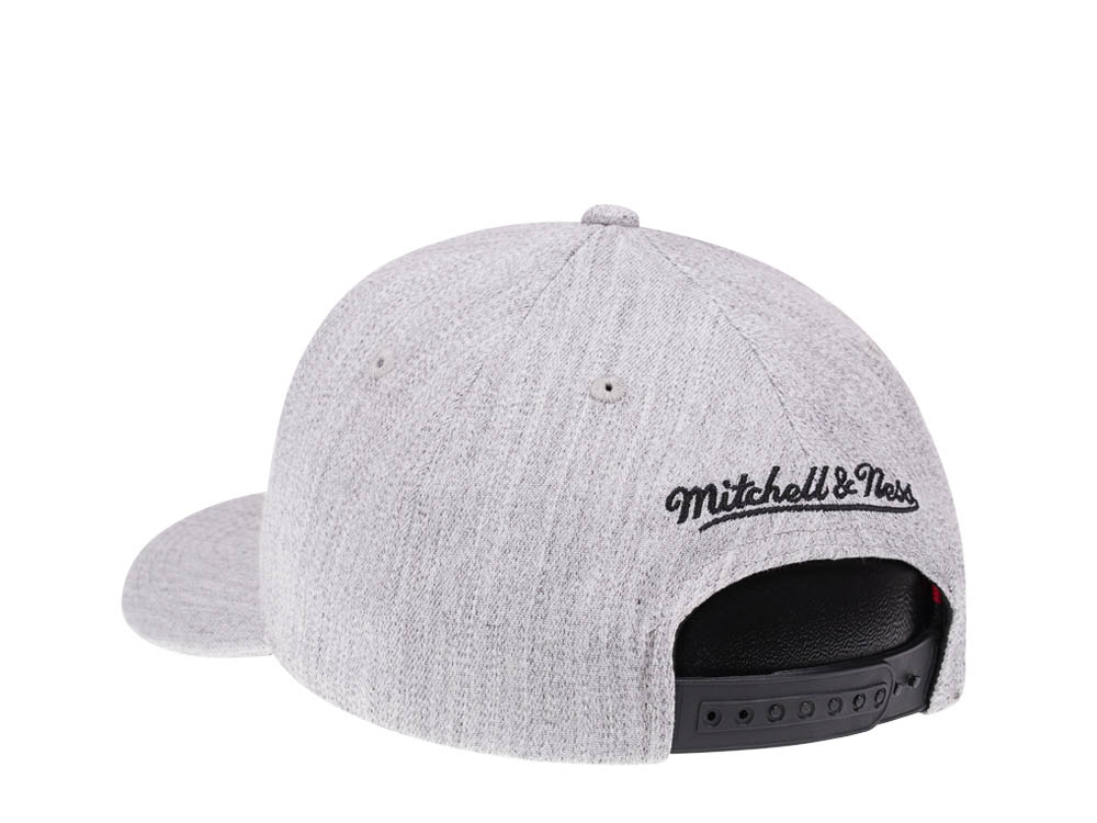 Mitchell & Ness Brooklyn Nets Heather Gray Red Line Flex Snapback Cap