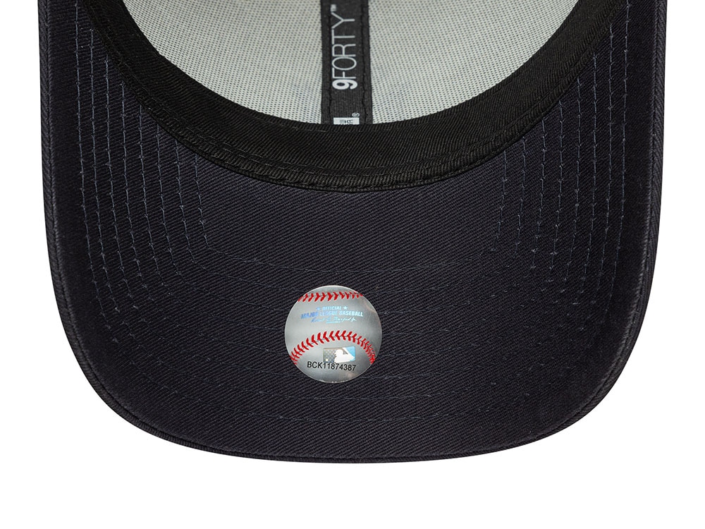 New Era New York Yankees Colour Block 9Forty Strapback Cap