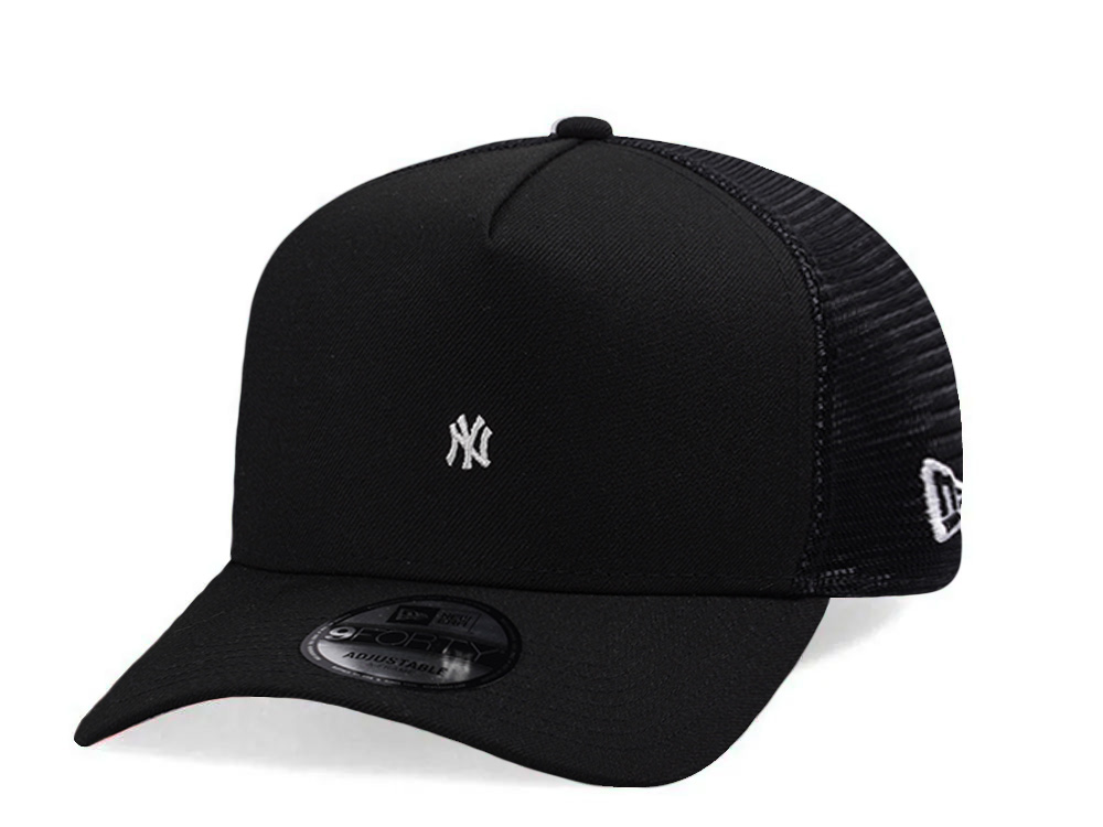 New Era New York Yankees Micro Logo Black Edition 9Forty A Frame Trucker Snapback Cap
