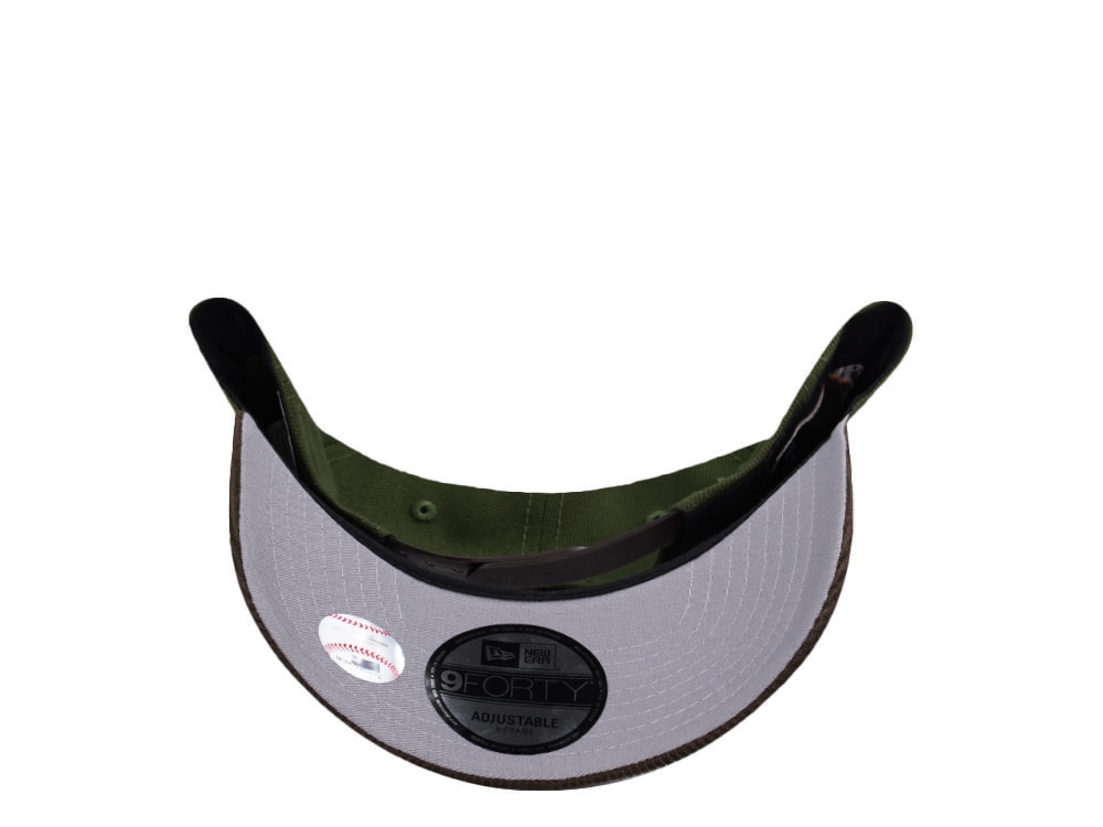 New Era Oakland Athletics 125th Anniversary Rifle Green Walnut Corduroy Two Tone Edition 9Forty A Frame Snapback Cap